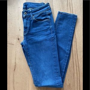 Like New G-Star Raw Skinny Jeans Size 26/34